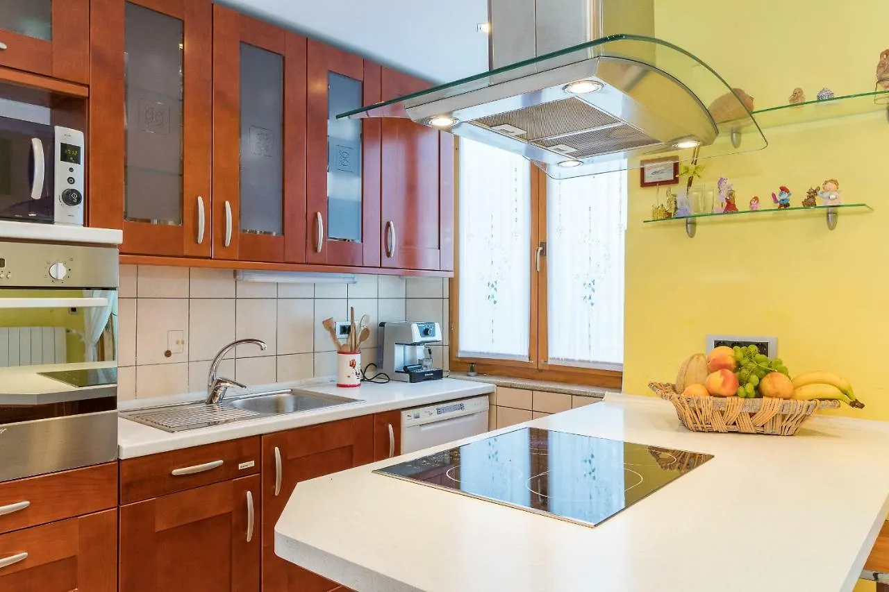 Apartman Vesna Пула